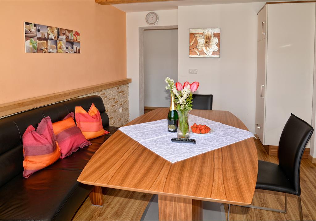 Haus Gabriela Ξενοδοχείο Itter Δωμάτιο φωτογραφία