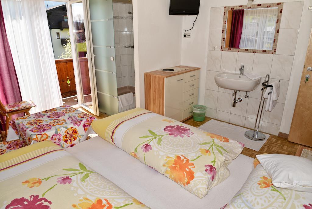 Haus Gabriela Ξενοδοχείο Itter Δωμάτιο φωτογραφία