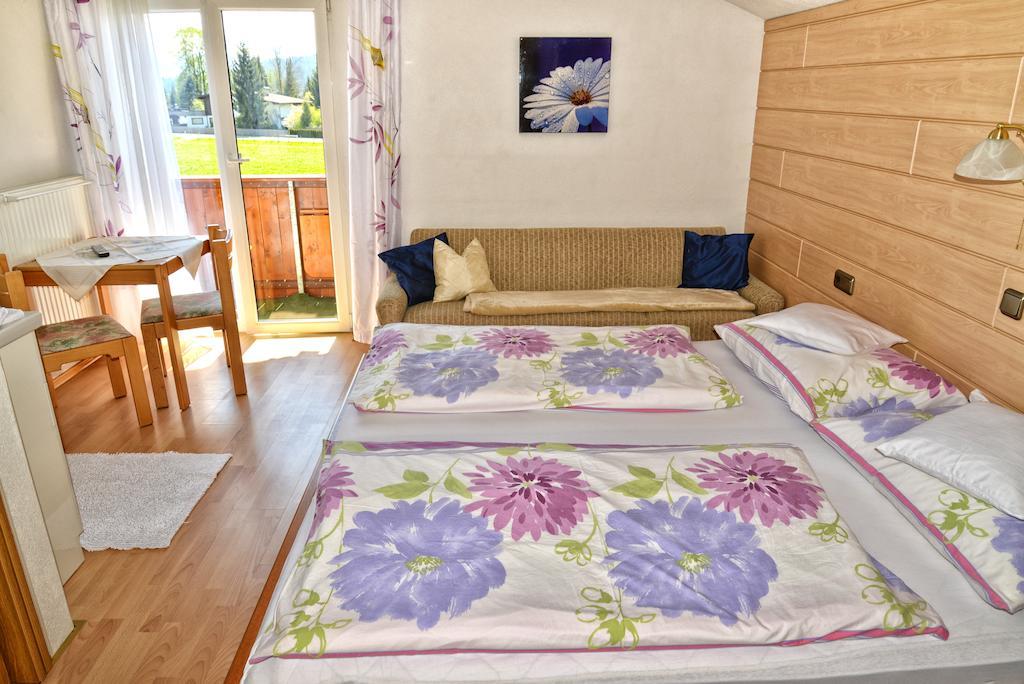 Haus Gabriela Ξενοδοχείο Itter Δωμάτιο φωτογραφία